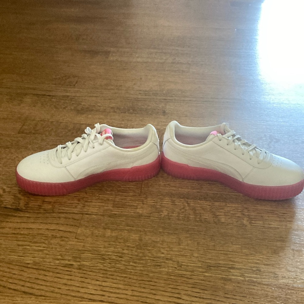 Puma White and Pink Sneakers LIKE NEW! - Picture 2 of 10